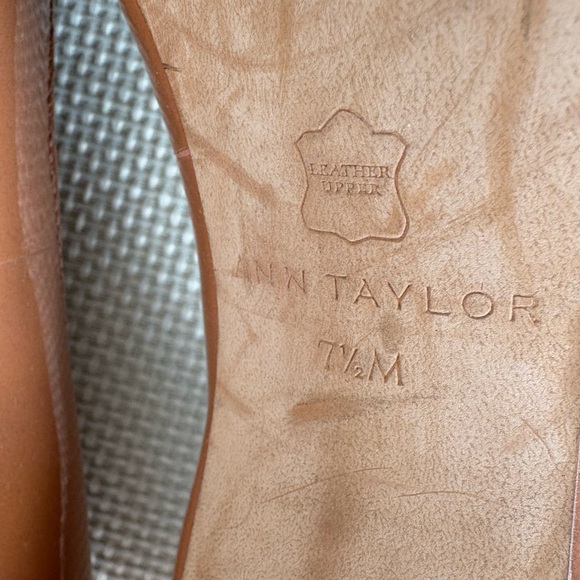 Ann Taylor Pink High Heel Pumps Patent Leather Bow Pointed Toe 7.5 - Picture 3 of 12